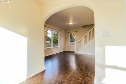 1110 Cross St SE, Salem, OR 97302 - Photo 9