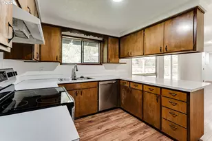 38730 Natures Garden St, Springfield, OR 97478 - Photo 9