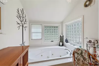 93648 W Mill Ln, Coos Bay, OR 97420 - Photo 31