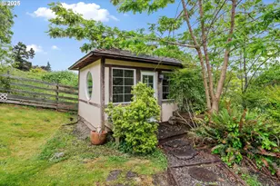 93648 W Mill Ln, Coos Bay, OR 97420 - Photo 17