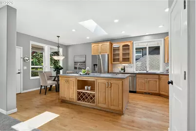 2480 SW 75th Ter, Portland, OR 97225 - Photo 11