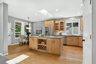 2480 SW 75th Terrace, Portland, OR 97225 - Photo 11
