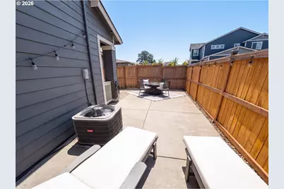 7275 SE Bristletail Ln, Hillsboro, OR 97129 - Photo 29