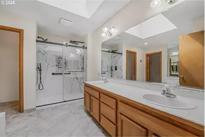 19810 E 11th St, Bonney Lake, WA 98391 - Photo 17