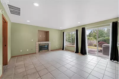 19810 E 11th St, Bonney Lake, WA 98391 - Photo 7