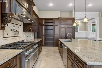 3828 NW Devoto Ln, Portland, OR 97229 - Photo 7