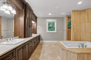 3828 NW Devoto Ln, Portland, OR 97229 - Photo 19