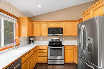 33696 SE Davona Dr, Scappoose, OR 97056 - Photo 11