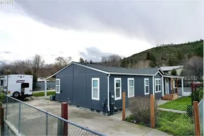 996 Honey Do St, The Dalles, OR 97058 - Photo 9