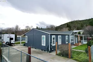 996 Honey Do St, The Dalles, OR 97058 - Photo 9