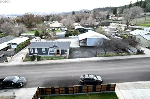996 Honey Do St, The Dalles, OR 97058 - Photo 5