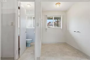 1010 NE 65th St, Vancouver, WA 98665 - Photo 13