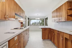 1010 NE 65th St, Vancouver, WA 98665 - Photo 11