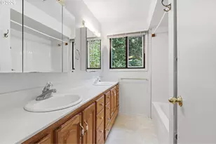 1010 NE 65th St, Vancouver, WA 98665 - Photo 17