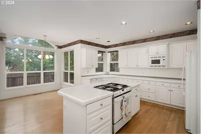 12238 NW Welsh Dr, Portland, OR 97229 - Photo 7