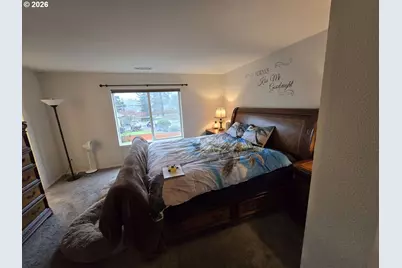 18928 Highland Dr, Oregon City, OR 97045 - Photo 7