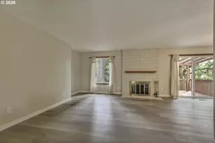 324 SE 30th Ave, Hillsboro, OR 97123 - Photo 5