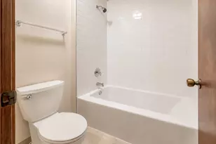 324 SE 30th Ave, Hillsboro, OR 97123 - Photo 23