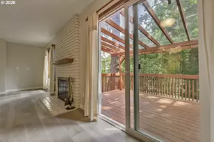 324 SE 30th Ave, Hillsboro, OR 97123 - Photo 9