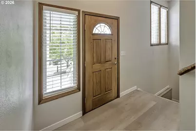 324 SE 30th Ave, Hillsboro, OR 97123 - Photo 3