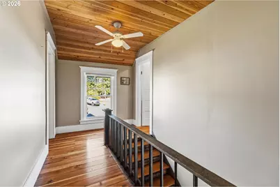 851 Snowden Rd, White Salmon, WA 98672 - Photo 9