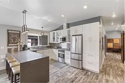 1645 N Jantzen Ave, Portland, OR 97217 - Photo 13