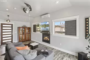 1645 N Jantzen Ave, Portland, OR 97217 - Photo 9