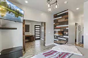 1645 N Jantzen Ave, Portland, OR 97217 - Photo 25