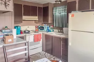 8 NE Mary Ann Ln, Roseburg, OR 97470 - Photo 9