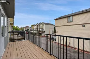 2518 SE 130th Ave, Portland, OR 97236 - Photo 15
