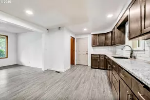 26019 Marina Rd, Veneta, OR 97487 - Photo 11