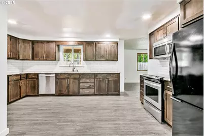 26019 Marina Rd, Veneta, OR 97487 - Photo 9