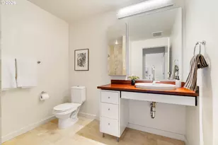 3570 S River Pkwy, Portland, OR 97239 - Photo 25