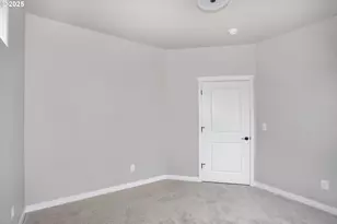 11009 NW 11th Pl, Vancouver, WA 98685 - Photo 7