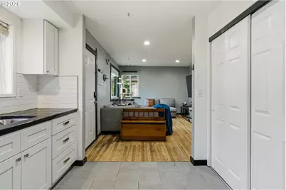 11937 NE Holladay St, Portland, OR 97220 - Photo 5