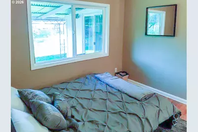 11937 NE Holladay St, Portland, OR 97220 - Photo 11