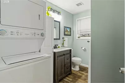 11937 NE Holladay St, Portland, OR 97220 - Photo 13