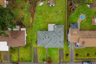 11937 NE Holladay St, Portland, OR 97220 - Photo 21