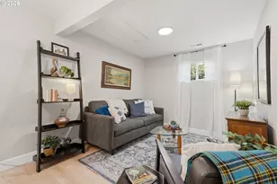 725 SW Taylors Ferry Rd, Portland, OR 97219 - Photo 15