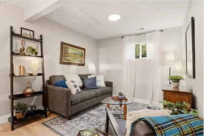 725 SW Taylors Ferry Rd, Portland, OR 97219 - Photo 15