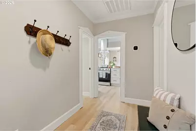 725 SW Taylors Ferry Rd, Portland, OR 97219 - Photo 7