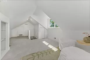 8220 SE Gray St, Happy Valley, OR 97086 - Photo 29