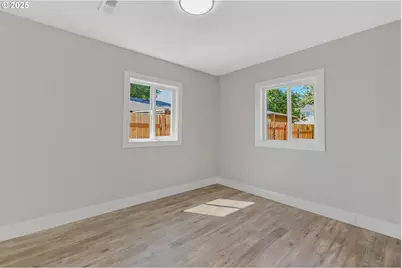 8220 SE Gray St, Happy Valley, OR 97086 - Photo 19