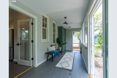 7421 N Jersey St, Portland, OR 97203 - Photo 17