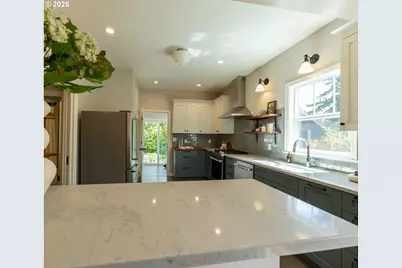 7421 N Jersey St, Portland, OR 97203 - Photo 11