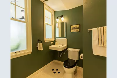 7421 N Jersey St, Portland, OR 97203 - Photo 25