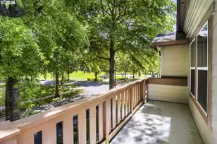 1729 NE 65th Ave, Hillsboro, OR 97124 - Photo 13
