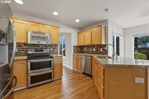 2224 N Irvine St, Cornelius, OR 97113 - Photo 5