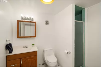 3250 SW Donner Way Ct, Portland, OR 97239 - Photo 29