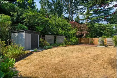 12660 SW Douglas St, Portland, OR 97225 - Photo 29